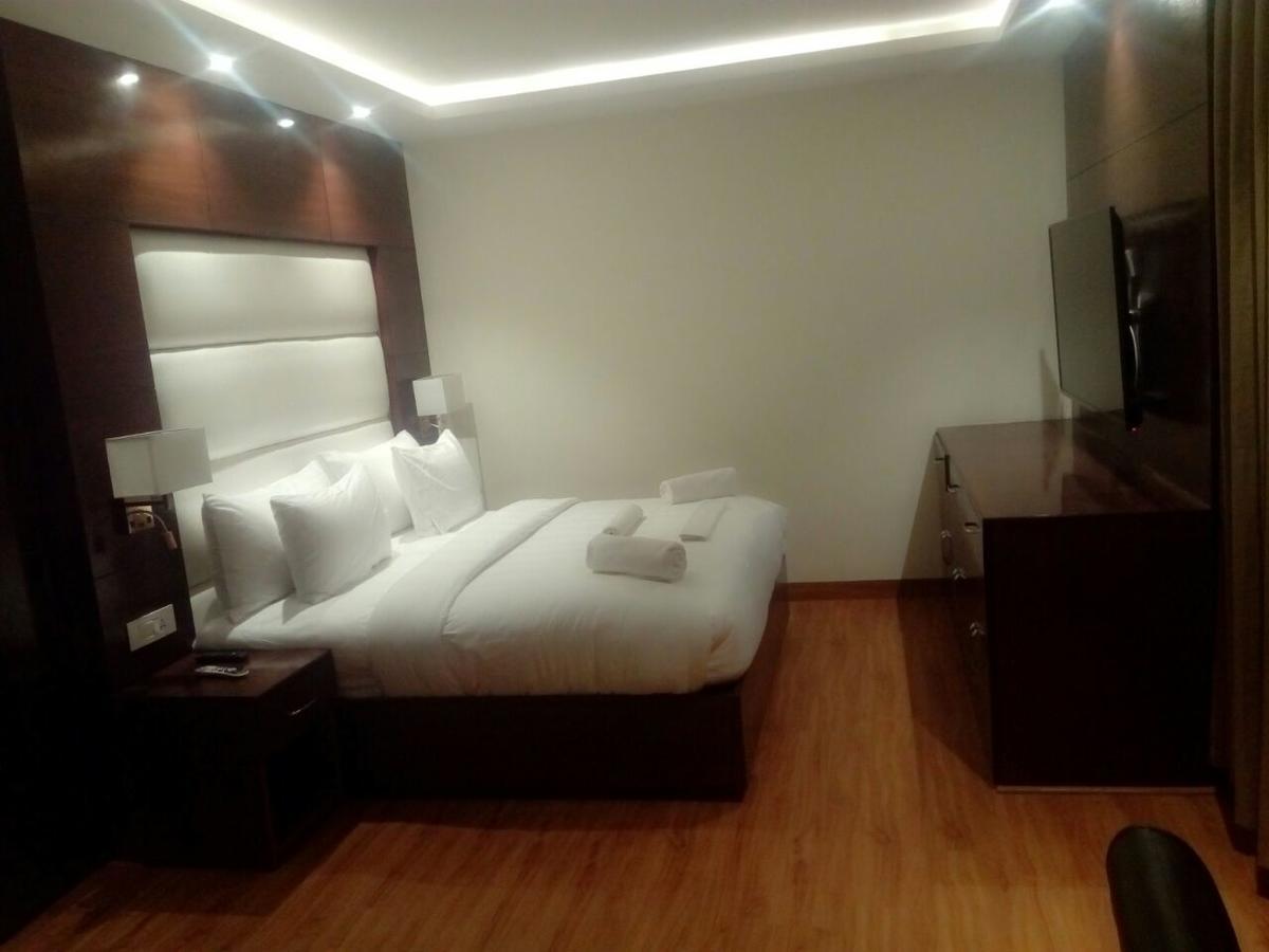 The Grand Parisian Hotel Delhi  Exterior photo