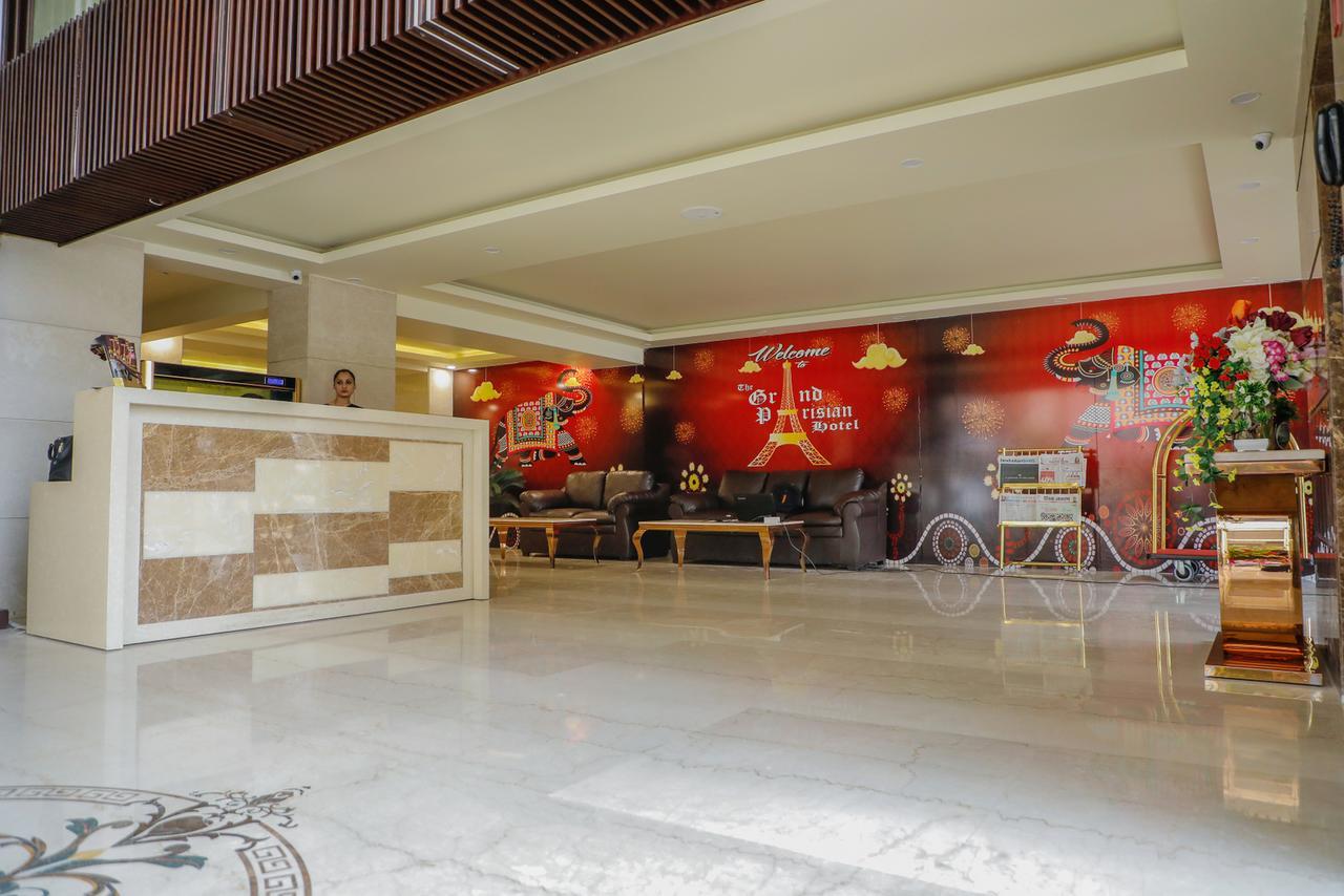 The Grand Parisian Hotel Delhi  Exterior photo