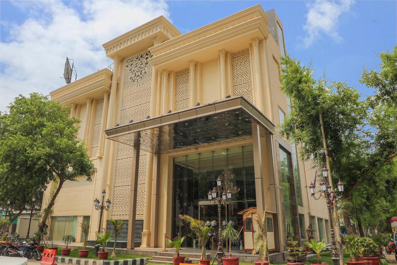 The Grand Parisian Hotel Delhi  Exterior photo