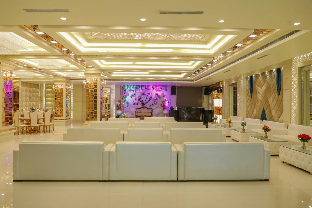 The Grand Parisian Hotel Delhi  Exterior photo