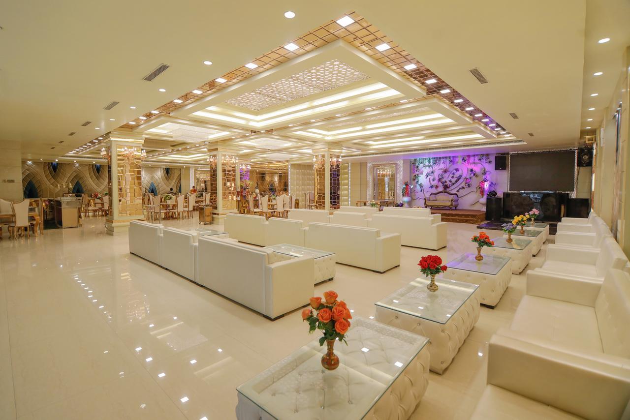 The Grand Parisian Hotel Delhi  Exterior photo